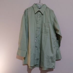 Geoffrey Beene satin cotton botton down nwt  size 17 1/2 32/33 wrinkle free